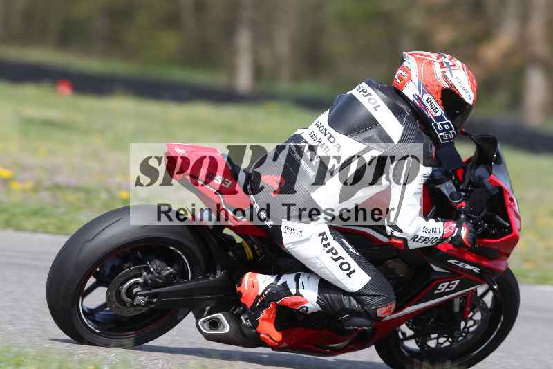 /Archiv-2023/06 10.04.2023 Moto Club Anneau du Rhin/Blanc-Novice/93